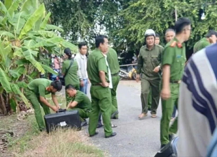 Lực lượng chức năng tại hiện trường vụ án. Ảnh: Pháp luật TP.HCM