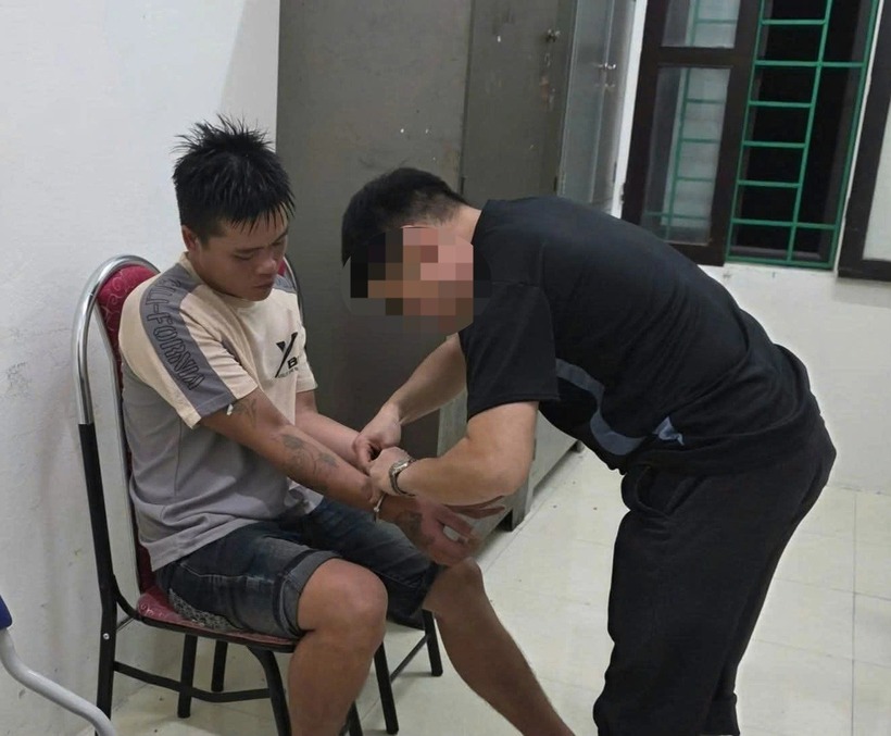 Object Cô Văn Háo tại cơ quan công an. Ảnh: Dân Trí