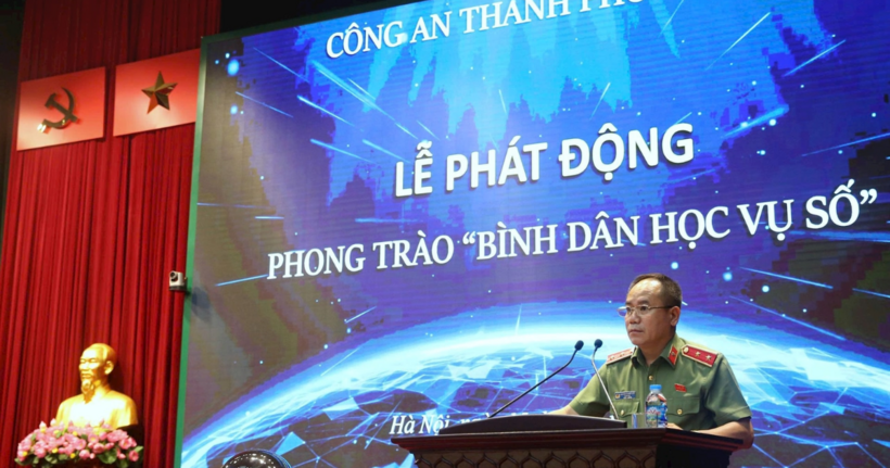 Trung tướng Nguyễn Thanh Tùng phát biểu tại buổi lễ. (Ảnh: CACC)