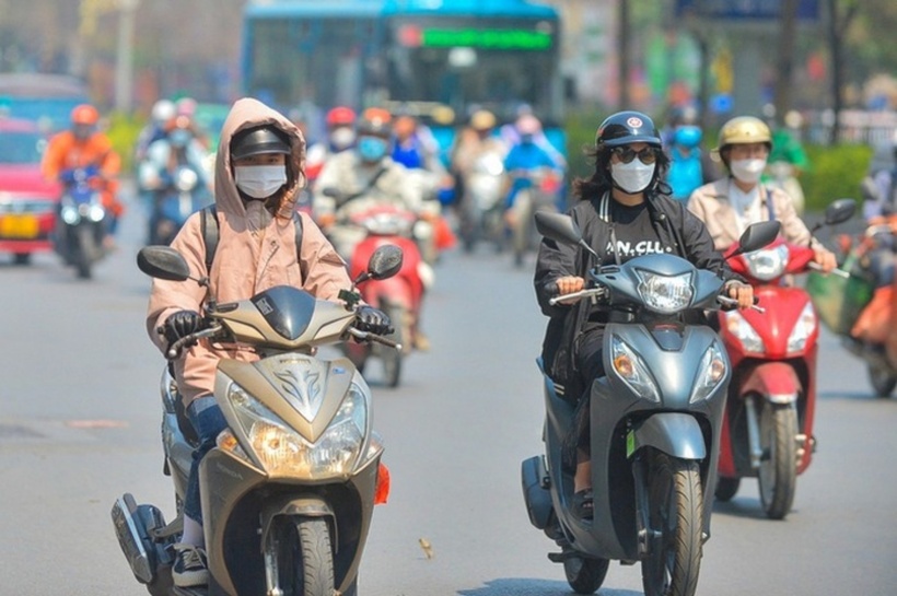 Khu vực Trung Bộ có nắng nóng trên diện rộng, cục bộ có nơi xuất hiện điểm nắng nóng gay gắt trên 37 độ. Ảnh minh hoạ.