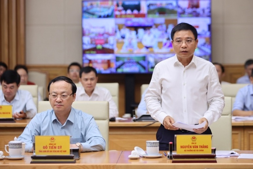 Bộ trưởng Bộ Tài chính Nguyễn Văn Thắng phát biểu tại hội nghị - Ảnh: VGP/Nhật Bắc