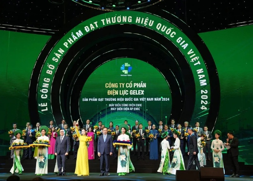 GELEX Electric nhận giải Thương hiệu quốc gia với các sản phẩm máy biến dòng điện, máy biến điện áp EMIC.