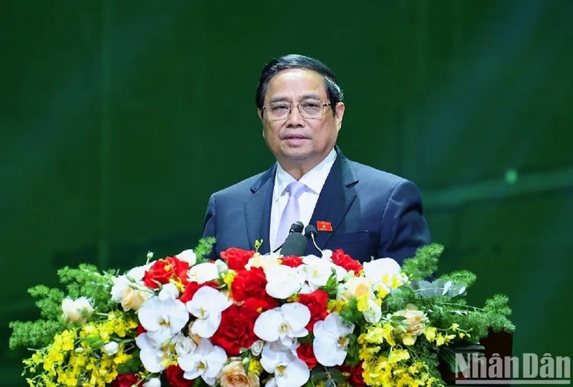 Thủ tướng Phạm Minh Chính phát biểu tại Lễ công bố sản phẩm đạt Thương hiệu quốc gia Việt Nam năm 2024. (Ảnh: Báo Nhân dân)