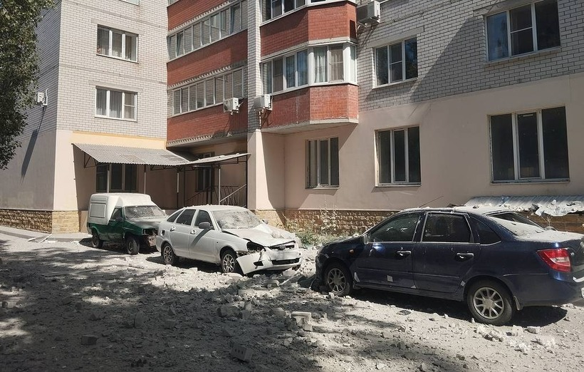 Thiệt hại sau vụ tấn công bằng UAV ở Nga. Ảnh: Tass