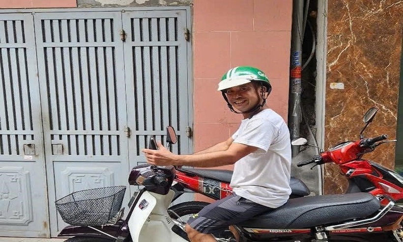 Anh Hoàng Văn Thuần người dân sinh sống ở khu vực ngã ba Nguyễn Khoái - Trần Khát Chân.