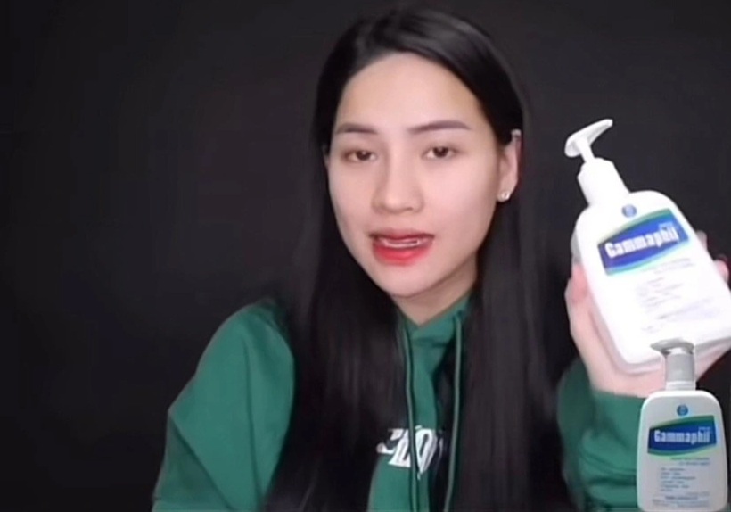 Tiktoker Võ Hà Linh từng quảng bá sản phẩm sữa rửa mặt Gammaphil từ năm 2022.