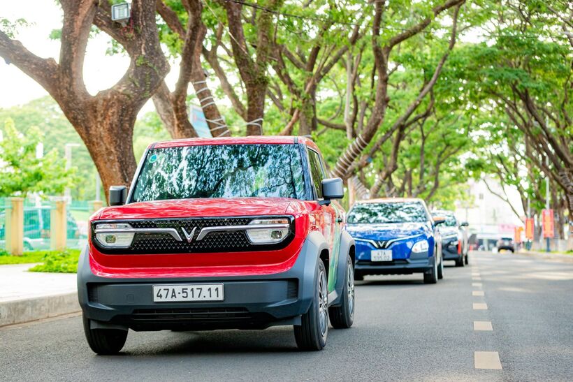 Khách hàng lời lớn khi mua ô tô trực tuyến trên website VinFast - 2