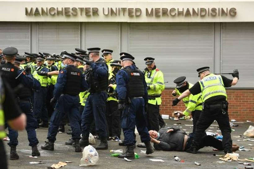 Man Utd hiện là CLB có số lượng cổ động viên bị bắt giữ vì các hành vi liên quan đến bóng đá cao nhất. Ảnh: Getty.