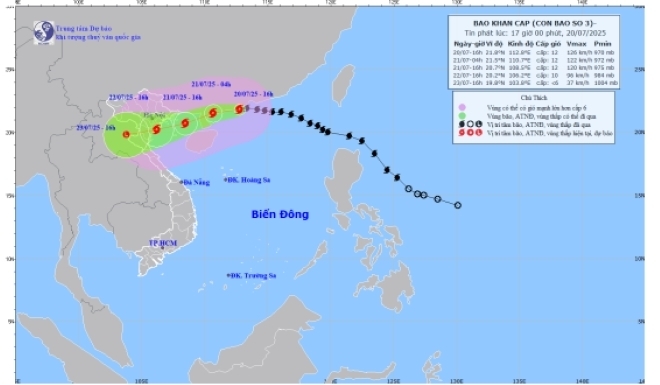 Bản đồ dự báo quỹ đạo và cường độ bão Wipha phát lúc 17h00 ngày 20/7/2025. Ảnh: Trung tâm Dự báo Khí tượng thủy văn Quốc gia