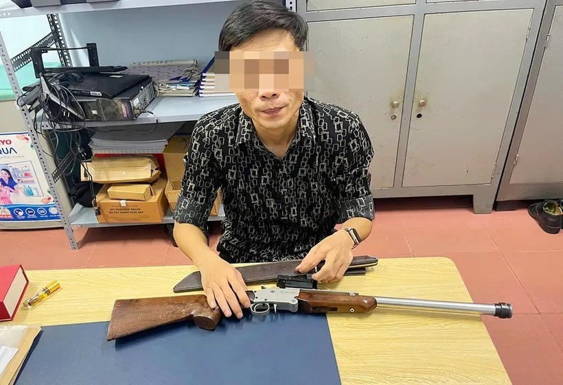 Đối tượng cầm đầu Đ.M.T tại cơ quan công an. Ảnh: Pháp luật TP.HCM