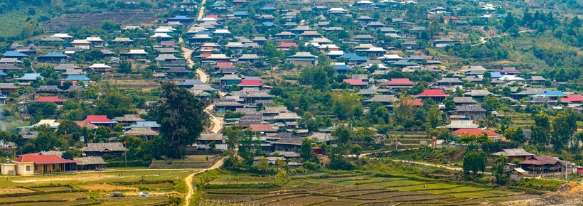 Toàn cảnh bản Pơ Mu. Ảnh: Dân Trí