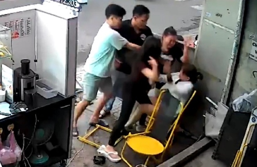 Hình ảnh ghi lại sự việc. Ảnh: Thanh Niên