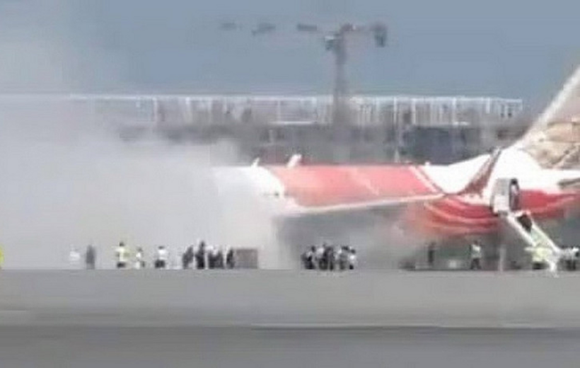 Máy bay chở 170 hành khách của Air India bất ngờ bốc cháy sau khi hạ cánh