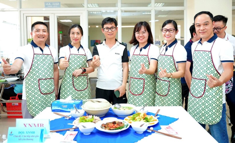 Phần thi “Bữa cơm gia đình” của Xí nghiệp Miền Bắc PV GAS D