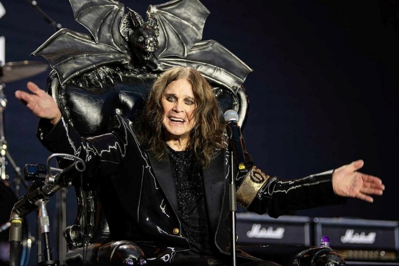 Huyền thoại của làng nhạc rock Ozzy Osbourne qua đời ở tuổi 76. Ảnh: People