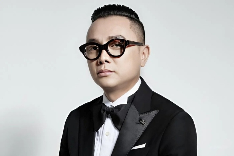 Công Trí là nhà thiết kế nổi tiếng trong làng thời trang Việt Nam. Ảnh: Dân Trí