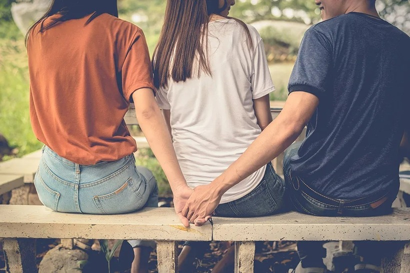 Về nhà hỏi ngay 9 câu này, chị em sẽ biết chồng có đang "vụng trộm" bên ngoài hay không.