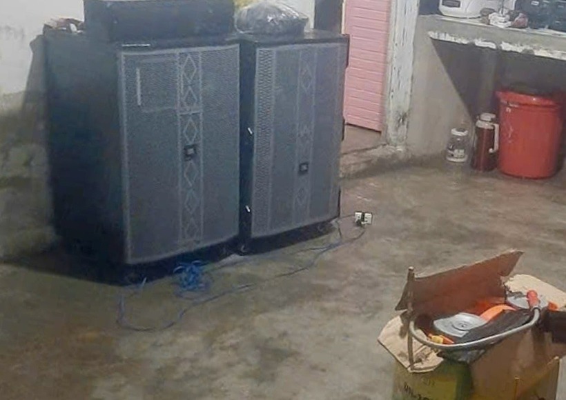 Bên trong căn nhà xảy ra vụ cháy khiến ông T tử vong. (Ảnh: Dân Việt)