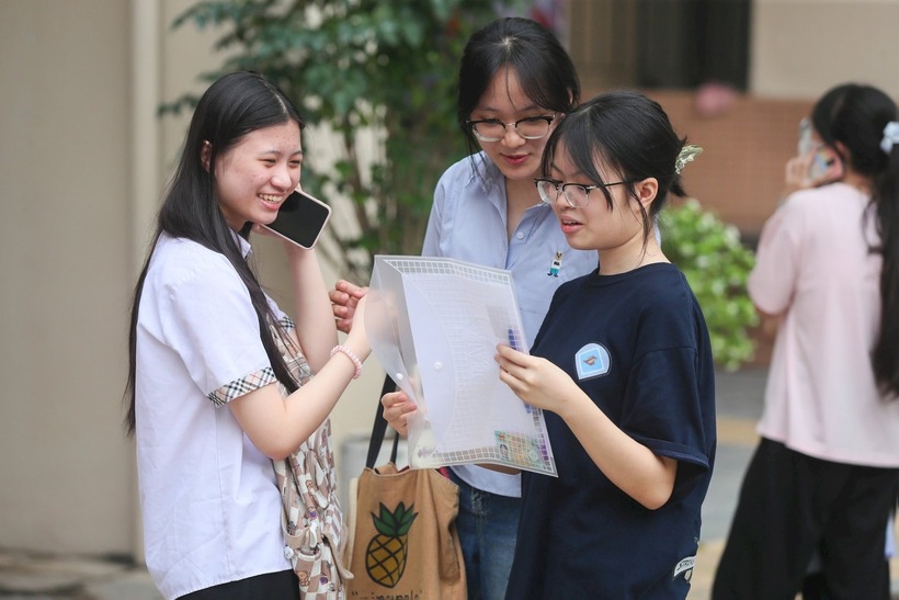 Sở GD&ĐT Hà Nội công bố danh sách hơn 1.100 học sinh trúng tuyển bổ sung lớp 10. Ảnh minh họa