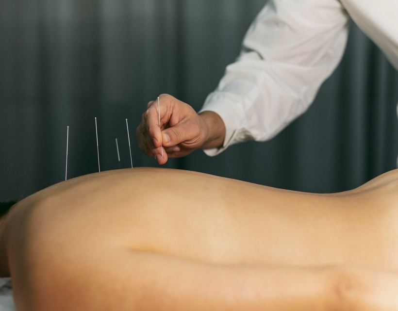 Salon bị tố cung cấp đủ loại dịch vụ lạ. Ảnh minh hoạ/ Freepik.