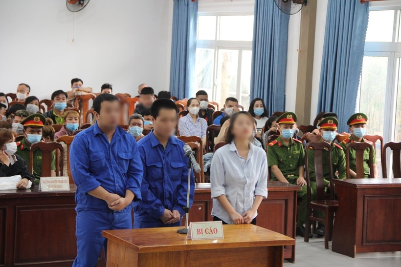 Các bị cáo tại phiên xét xử. Ảnh: Công Lý