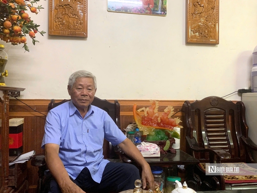 Trải qua cuộc đời làm người lính nên dù đã 76 tuổi ông Triển vẫn vô cùng khoẻ mạnh, rắn rỏi.