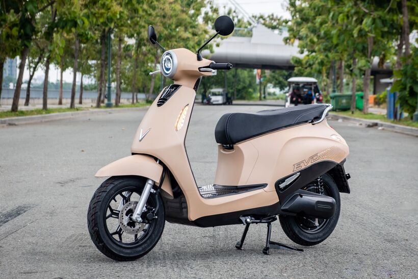 Cận cảnh “siêu phẩm” VinFast Evo Grand lần đầu xuất hiện tại “VinFast Xanh Fest Icon” - 2