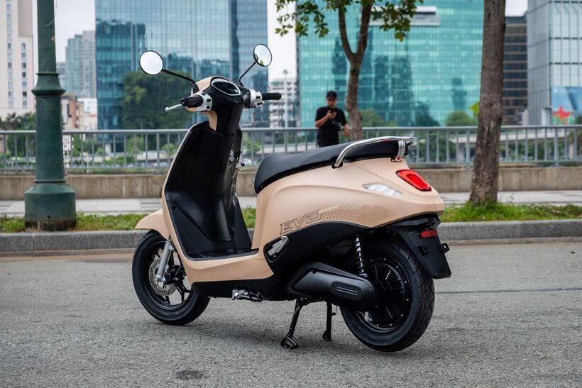 Cận cảnh “siêu phẩm” VinFast Evo Grand lần đầu xuất hiện tại “VinFast Xanh Fest Icon” - 3