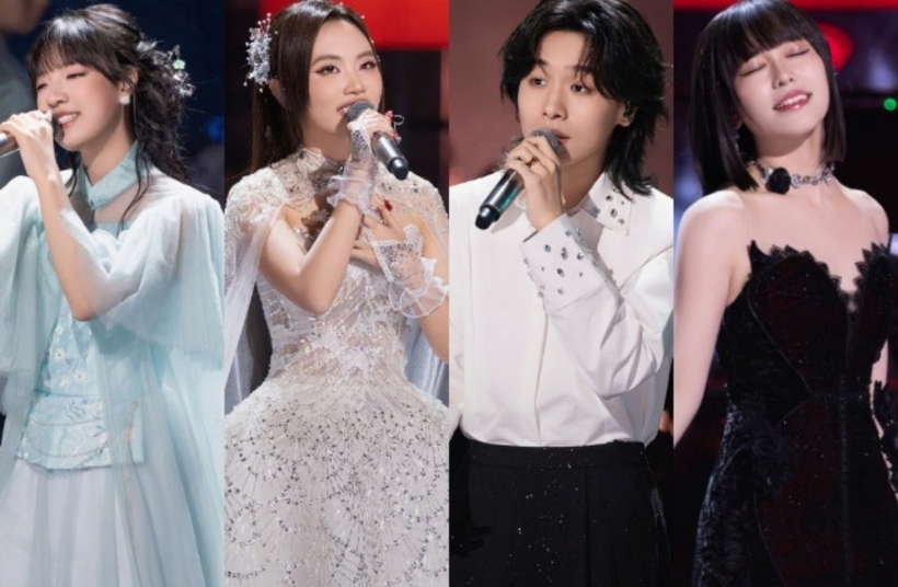 Các thí sinh Khả Lâu, Phương Mỹ Chi, Chu Phi Ca và Miyuna (từ trái sang) bước vào chung kết chương trình Sing! Asia 2025.