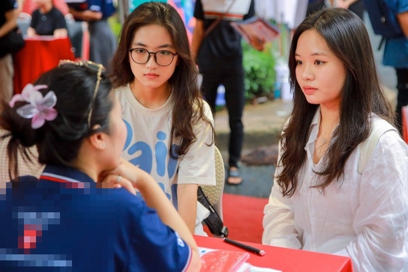 Theo kế hoạch của Bộ GD&ĐT, từ hôm nay (29/7) thí sinh nộp lệ phí xét tuyển trực tuyến từ đến 17h ngày 5/8. Ảnh minh họa