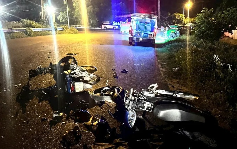 2 phương tiện bị hư hỏng nặng. Ảnh: Pháp luật TP.HCM