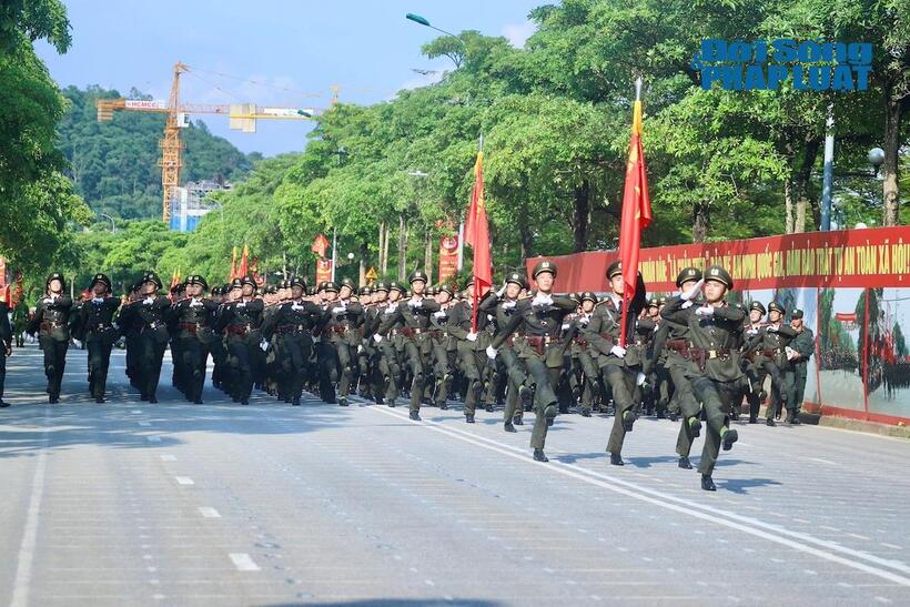 Lực lượng Công an hợp luyện: Kỷ luật thép, sẵn sàng cho lễ diễu binh, diễu hành - 6
