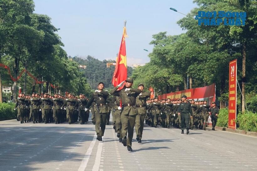 Lực lượng Công an hợp luyện: Kỷ luật thép, sẵn sàng cho lễ diễu binh, diễu hành - 15