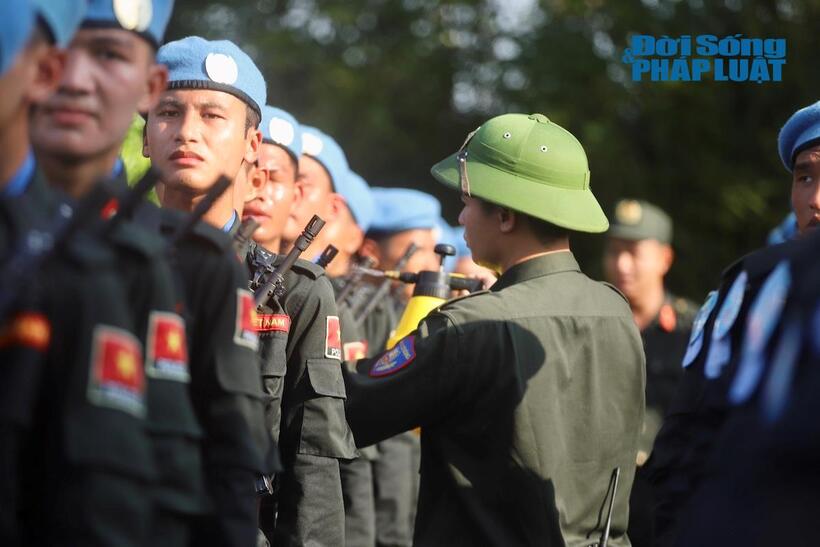 Lực lượng Công an hợp luyện: Kỷ luật thép, sẵn sàng cho lễ diễu binh, diễu hành - 18