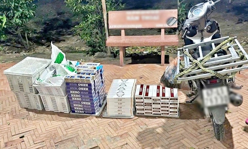 Số thuốc lá lậu Hồng nhận chở thuê. Ảnh: Dân Trí