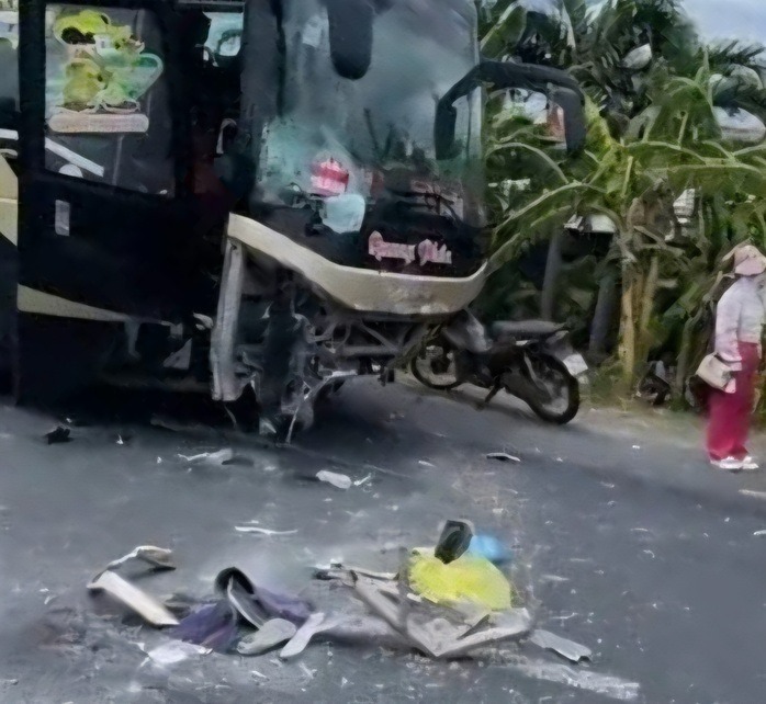 Hiện trường vụ tai nạn. Ảnh: Báo Người lao động.