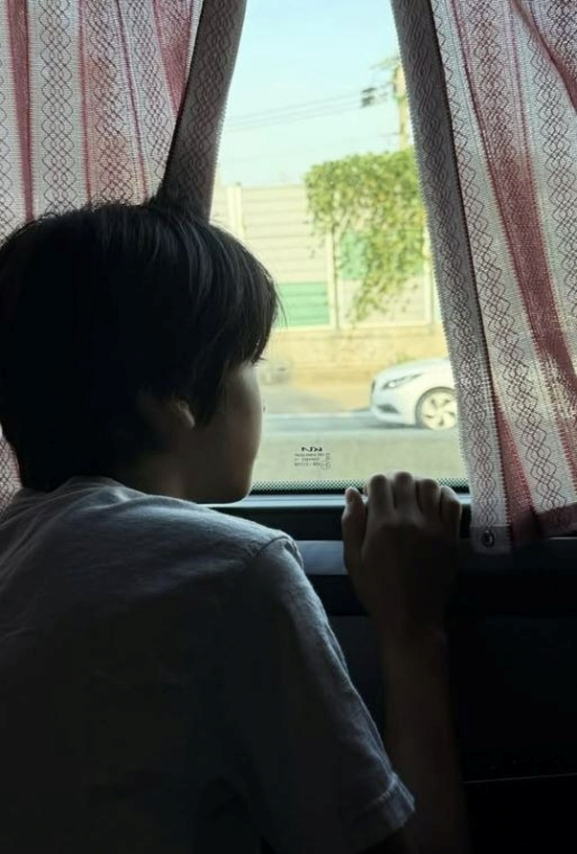 Nữ diễn viên Park Hwan Hee đoàn tụ với con trai sau 13 năm xa cách.