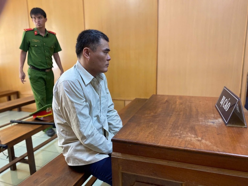 Bị cáo Nguyễn Văn Linh thừa nhận hành vi phạm tội. Ảnh: Tiền Phong.
