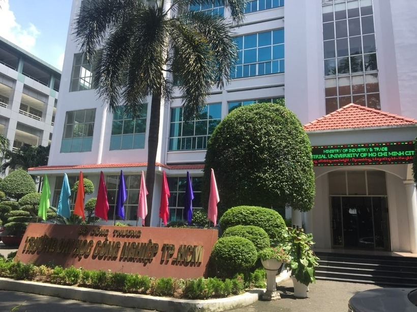 Đại học Công nghiệp TP.HCM.