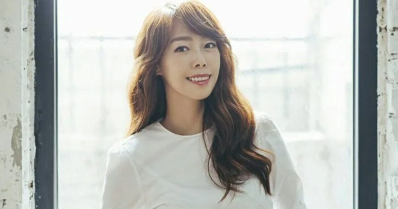 Nữ ca sĩ Lee Min đột ngột qua đời ở tuổi 47. Ảnh: Koreaboo