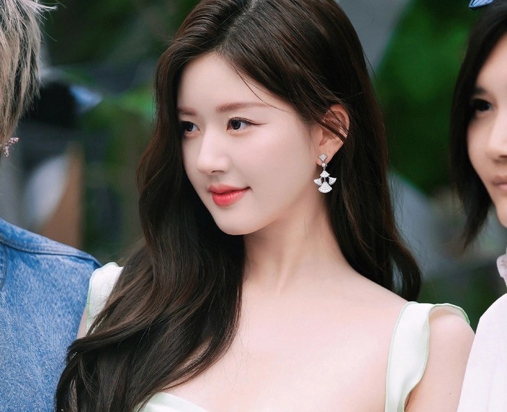 Triệu Lộ Tư khiến người hâm mộ lo lắng.