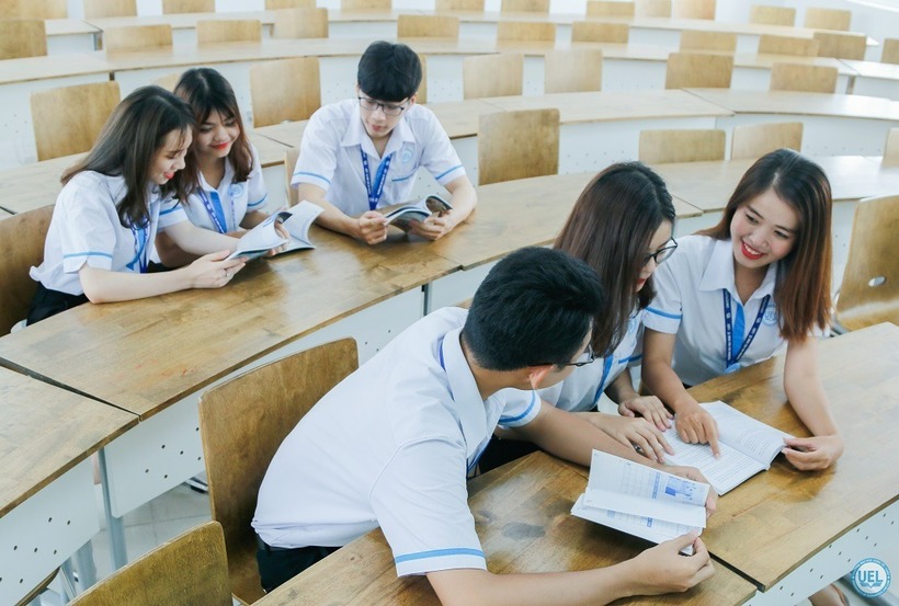 Năm 2025, gần 9.000 thí sinh có chứng chỉ IELTS đã đăng ký xét tuyển vào Trường Đại học Kinh tế. Ảnh minh họa