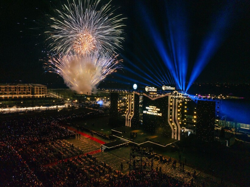 Mãn nhãn màn trình diễn drone lớn nhất từ trước tới nay tại Tây Ninh - 11