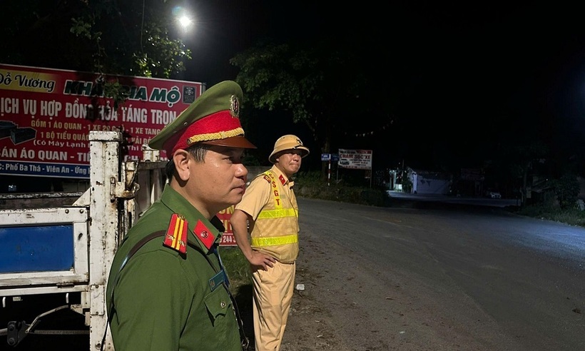 Lực lượng chức năng tổ chức tuần tra, đảm bảo an ninh trật tự trên tuyến tỉnh lộ 429.