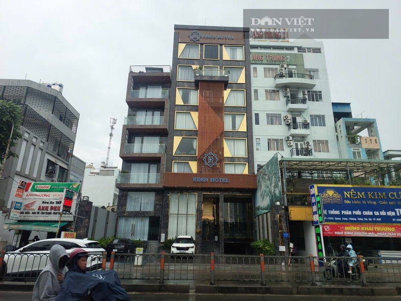 Khách sạn nơi xảy ra sự việc. Ảnh: Dân Việt