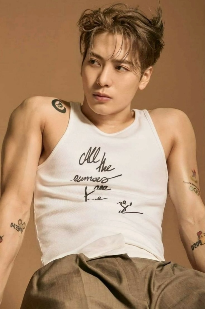 Jackson Wang nhập viện cấp cứu giữa đêm vì bị ngộ độc thực phẩm. Ảnh: Vouge