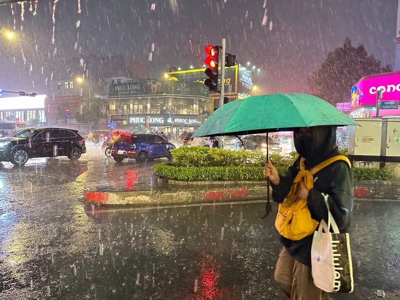 Mưa ở Bắc Bộ và Trung Bộ giảm dần, nhiệt độ có xu hướng tăng. Ảnh minh hoạ.