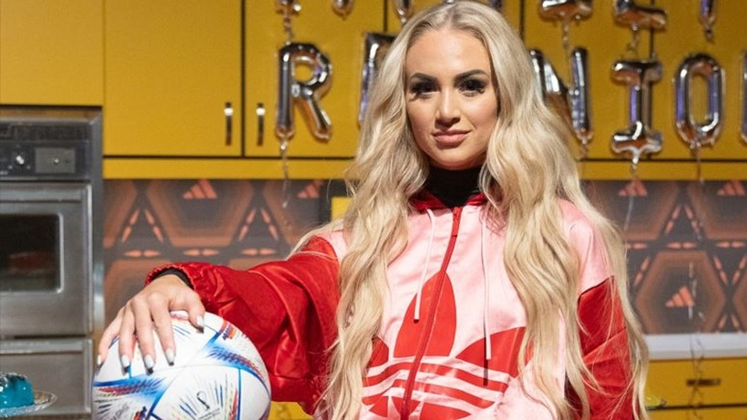 Alisha Lehmann - mỹ nhân bóng đá được mệnh danh là "cầu thủ quyến rũ nhất thế giới". Ảnh: Skysport.