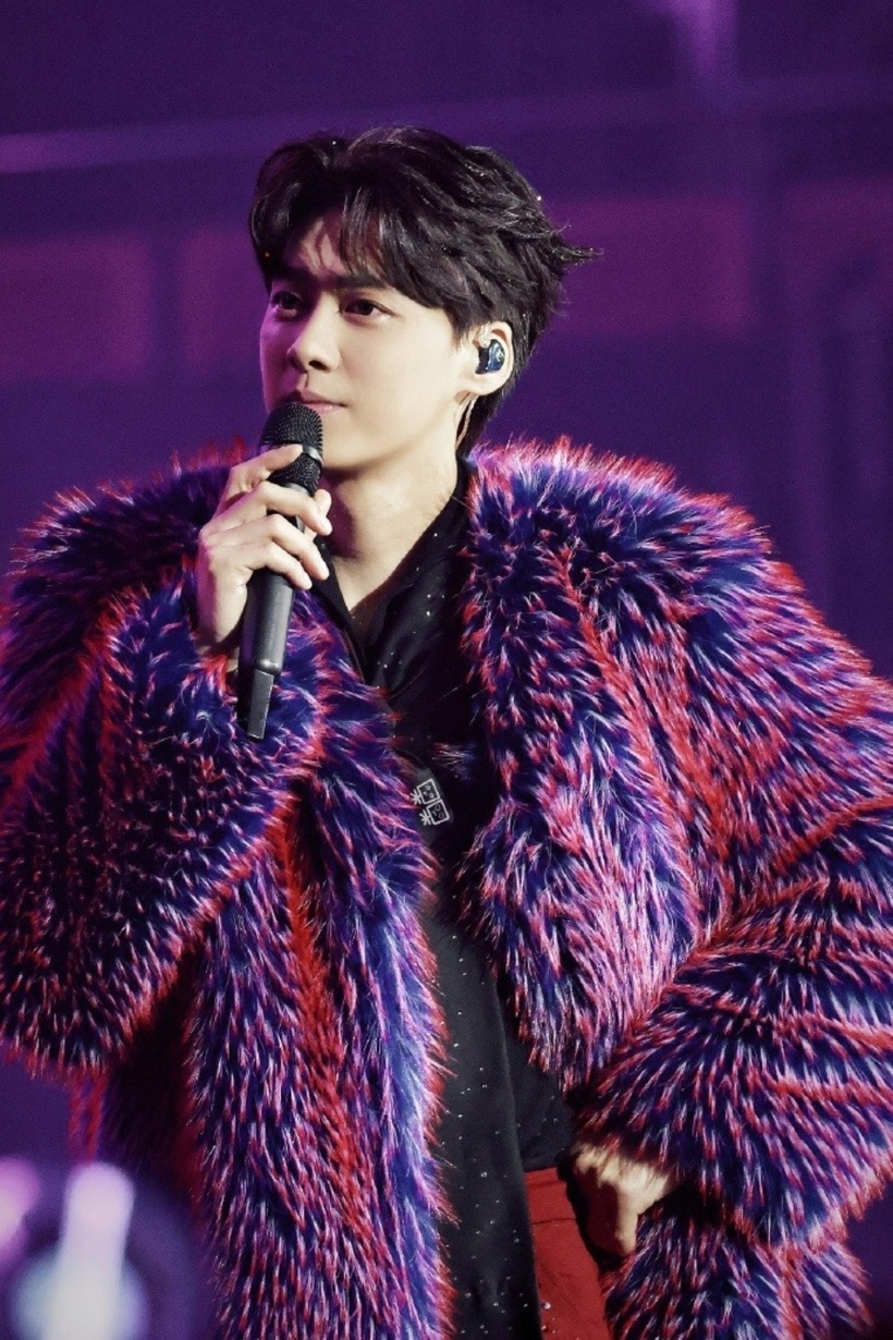 Sự nghiệp của Lý Dịch Phong lao dốc không phanh sau vụ bê bối.