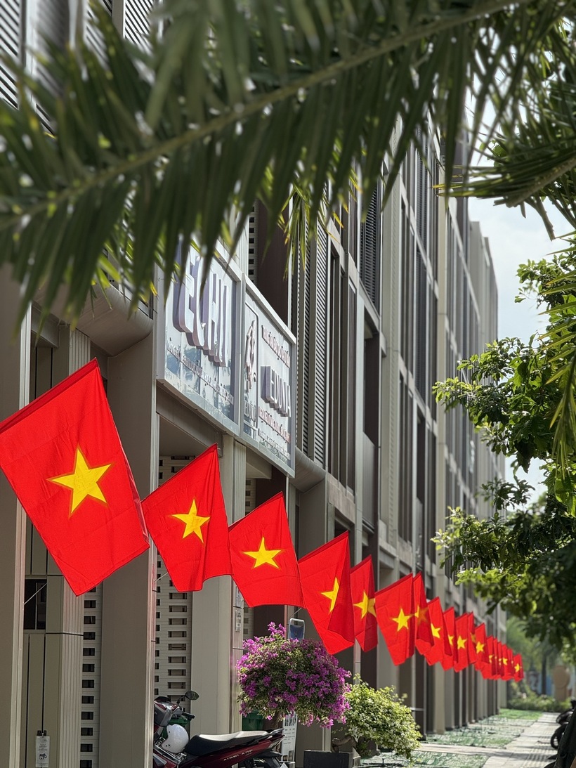 Góp phần “phủ đỏ” Việt Nam là một trong những hoạt động nổi bật của Masterise trong chiến dịch “Cùng tiếp sức cho cộng đồng hưởng ứng tinh thần yêu nước” nhân kỷ niệm 80 năm Cách mạng Tháng Tám và Quốc khánh 2/9